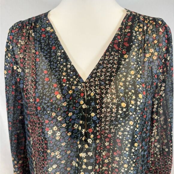 Honey Punch black ditsy floral top size small - Picture 2 of 6